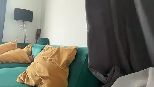 Iris cherry online show from January 2026 12:21:01 PM