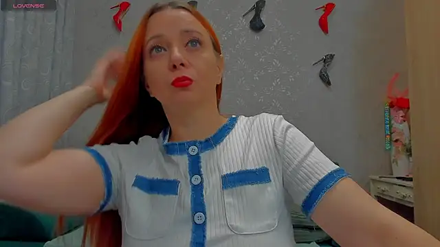 emilianna666 online show from October 2025 08:34:02 AM