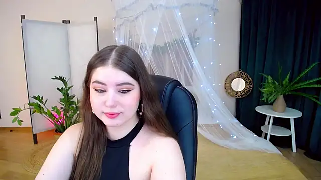 NicoleFoxery online show from January 2025 06:17:02 PM