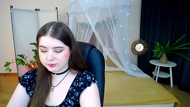 NicoleFoxery online show from February 2025 06:13:01 PM