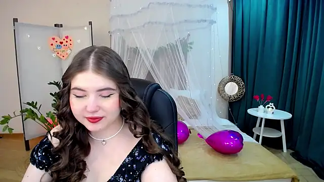 NicoleFoxery online show from February 2025 03:23:01 AM