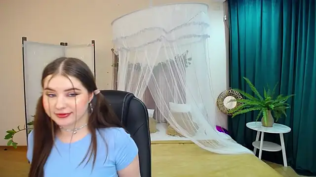 NicoleFoxery online show from March 2025 12:30:01 AM