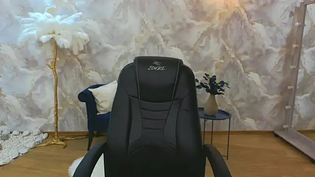 NicoleFoxery online show from September 2025 06:29:02 PM