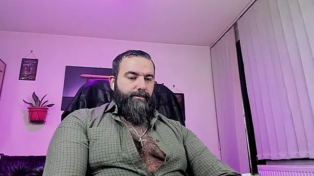 Snapshot of ChristophJules chatting on December 2024 11:21:01 PM ChristophJules online show from December 2024 11:21:01 PM