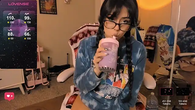 Evie-Luna online show from December 2024 12:52:02 AM