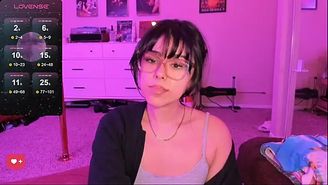 Evie-Luna online show from February 2025 03:43:01 AM