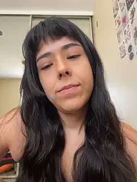 Evie-Luna online show from July 2026 06:35:02 PM