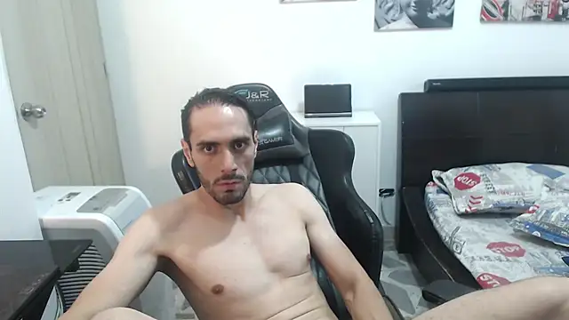 samuelgarcia  online show from December 2024 11:54:02 AM