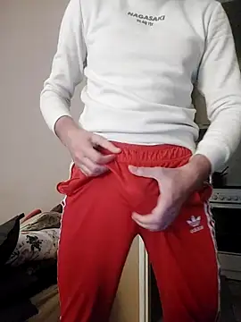 MlodyDres online show from October 2025 04:41:01 PM