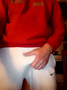 MlodyDres online show from October 2025 05:37:01 PM