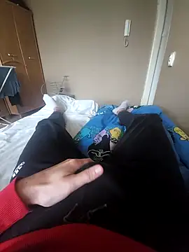 MlodyDres online show from November 2025 09:44:02 AM