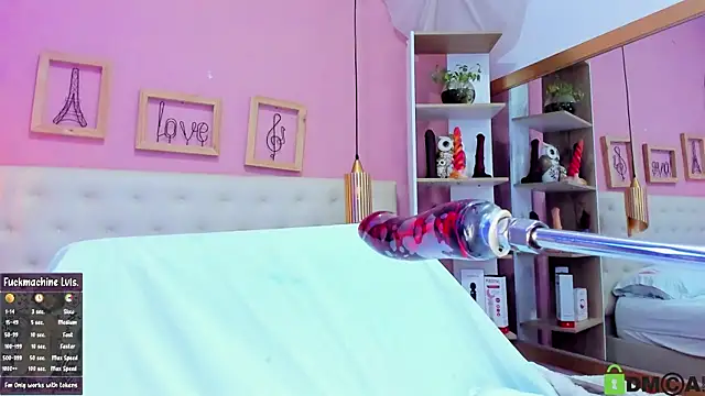 leylla  online show from September 2025 08:09:02 PM