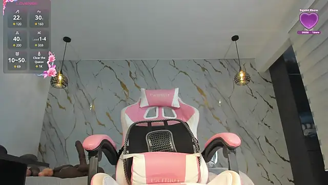 Snapshot of angelinafit chatting on February 2025 01:27:01 PM angelinafit online show from February 2025 01:27:01 PM