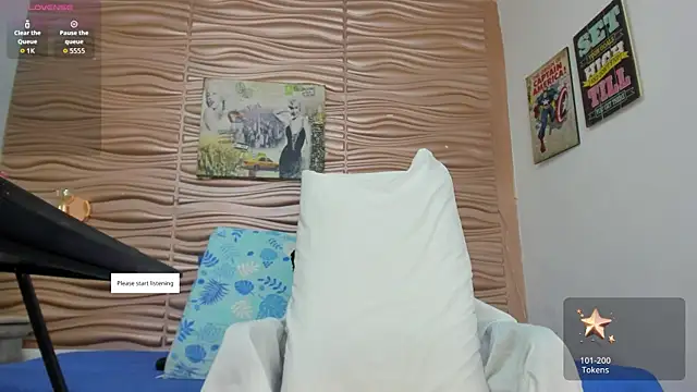 mia pineda online show from November 2025 03:14:02 PM