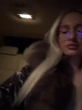 mollyxxx online show from December 2024 02:30:02 AM