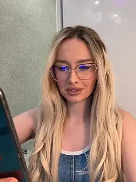 mollyxxx online show from January 2025 02:29:01 AM