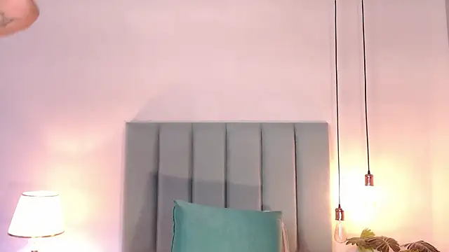 Snapshot of JupiteFox chatting on January 2025 11:48:01 AM JupiteFox online show from January 2025 11:48:01 AM