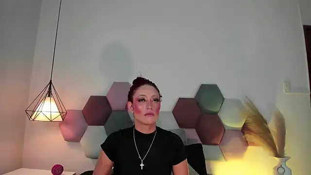 Snapshot of JupiteFox chatting on October 2025 10:54:02 PM JupiteFox online show from October 2025 10:54:02 PM