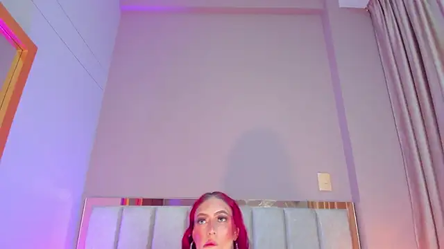 Snapshot of JupiteFox chatting on November 2025 12:52:02 AM JupiteFox online show from November 2025 12:52:02 AM