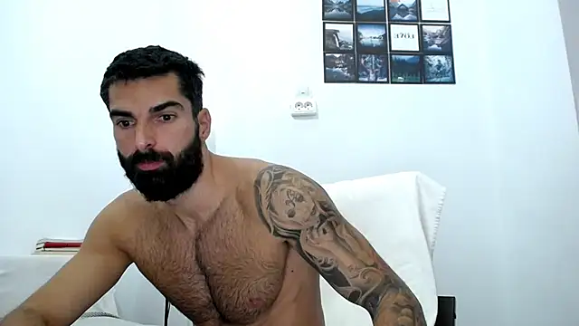 Verycutex online show from October 2025 07:17:02 AM