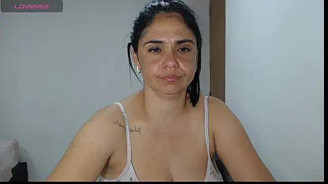 selena ferri online show from October 2025 01:36:02 AM