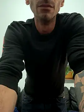 coppiaMeMisstress online show from November 2025 10:32:02 PM