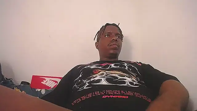 Snapshot of BlackRunning chatting on March 2026 04:40:01 AM BlackRunning online show from March 2026 04:40:01 AM