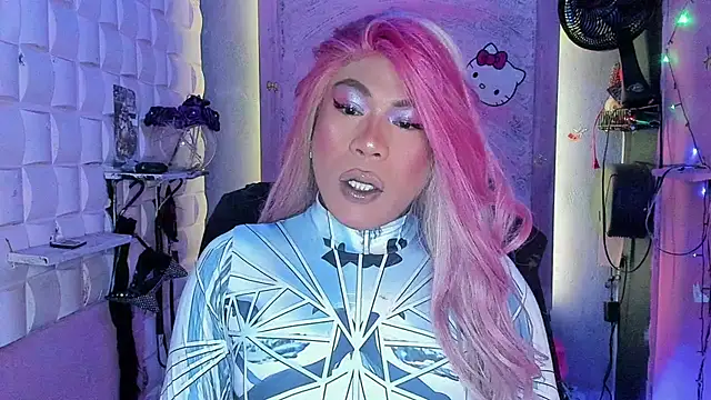 tsviolett online show from March 2025 05:28:01 PM