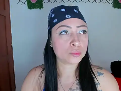 julybravo online show from December 2024 07:53:02 PM