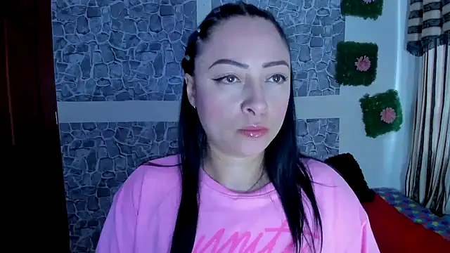 julybravo online show from February 2025 10:15:01 PM