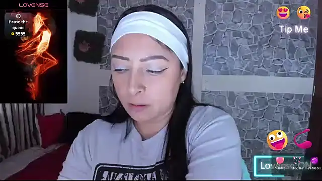 julybravo online show from September 2025 10:31:01 PM