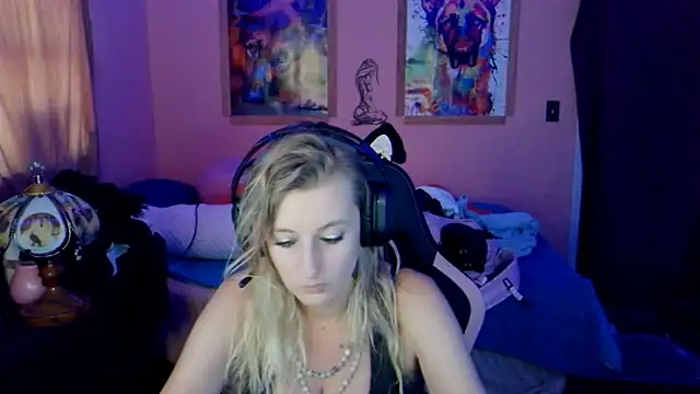 AsiaGoesPro online show from November 2025 07:58:01 PM