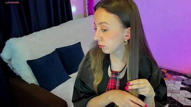 CurlySteph online show from March 2025 05:34:02 PM