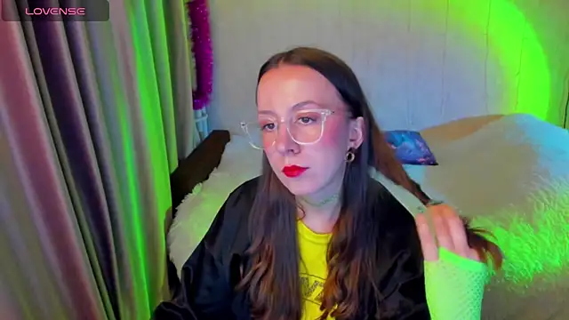 CurlySteph online show from December 2025 05:29:01 PM