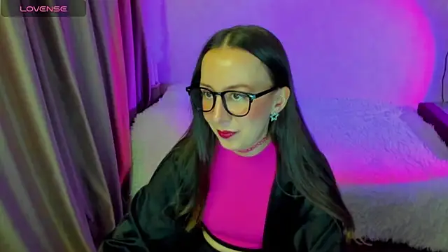 CurlySteph online show from March 2026 05:45:02 PM