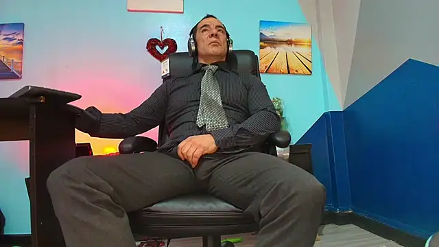 juanses n toro online show from October 2025 01:25:02 PM