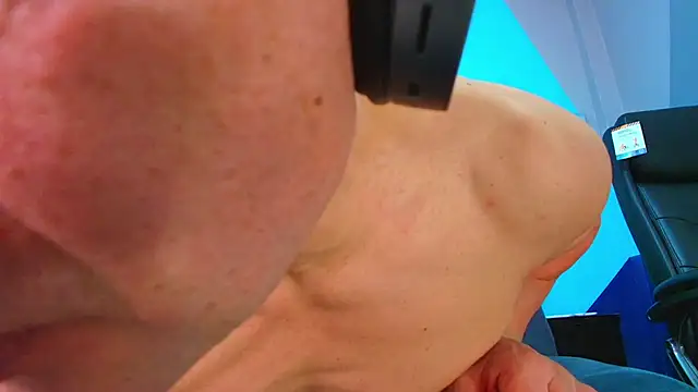 juanses n toro online show from November 2025 01:10:02 PM