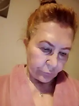 Snapshot of Hottie-Mom chatting on May 2026 08:36:02 PM Hottie-Mom online show from May 2026 08:36:02 PM