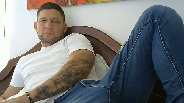 Snapshot of altenori112 chatting on February 2025 04:46:01 PM altenori112 online show from February 2025 04:46:01 PM