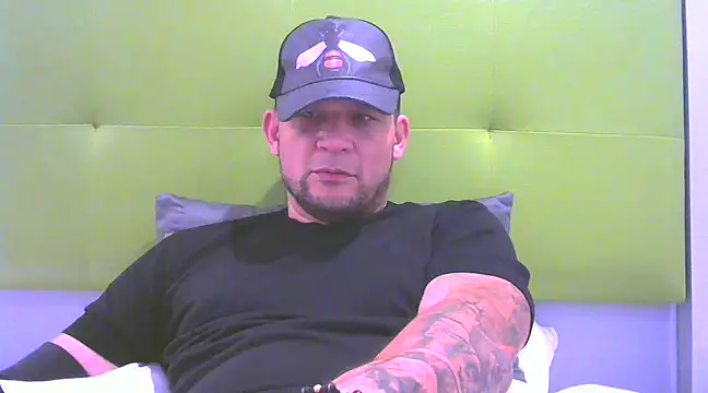 Snapshot of altenori112 chatting on February 2025 04:14:02 AM altenori112 online show from February 2025 04:14:02 AM