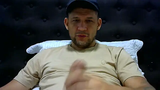 Snapshot of altenori112 chatting on March 2025 09:26:02 PM altenori112 online show from March 2025 09:26:02 PM