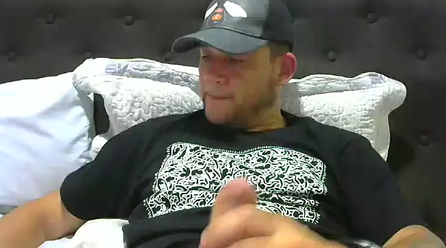 Snapshot of altenori112 chatting on March 2025 10:16:01 PM altenori112 online show from March 2025 10:16:01 PM