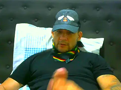 Snapshot of altenori112 chatting on October 2025 06:16:02 PM altenori112 online show from October 2025 06:16:02 PM