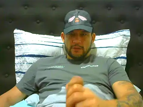 Snapshot of altenori112 chatting on October 2025 11:17:02 PM altenori112 online show from October 2025 11:17:02 PM