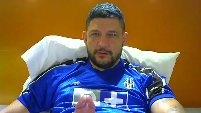 Snapshot of altenori112 chatting on October 2025 01:42:01 AM altenori112 online show from October 2025 01:42:01 AM