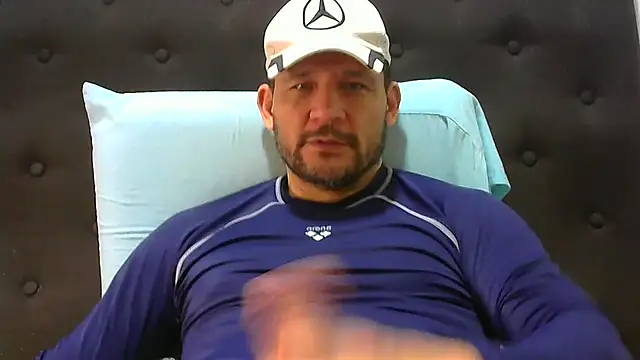 Snapshot of altenori112 chatting on November 2025 05:07:01 AM altenori112 online show from November 2025 05:07:01 AM