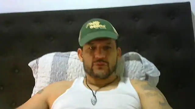 Snapshot of altenori112 chatting on November 2025 01:25:02 AM altenori112 online show from November 2025 01:25:02 AM