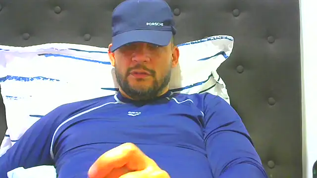 Snapshot of altenori112 chatting on November 2025 02:32:02 AM altenori112 online show from November 2025 02:32:02 AM