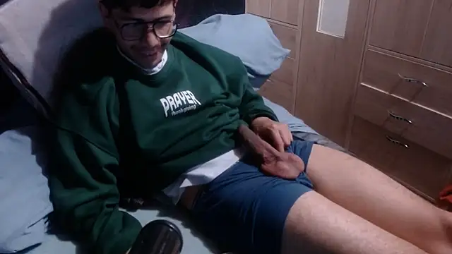 Snapshot of dannnyhot24 chatting on January 2025 05:09:01 AM dannnyhot24 online show from January 2025 05:09:01 AM