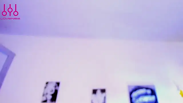 Sammybitchx online show from July 2026 12:09:01 PM